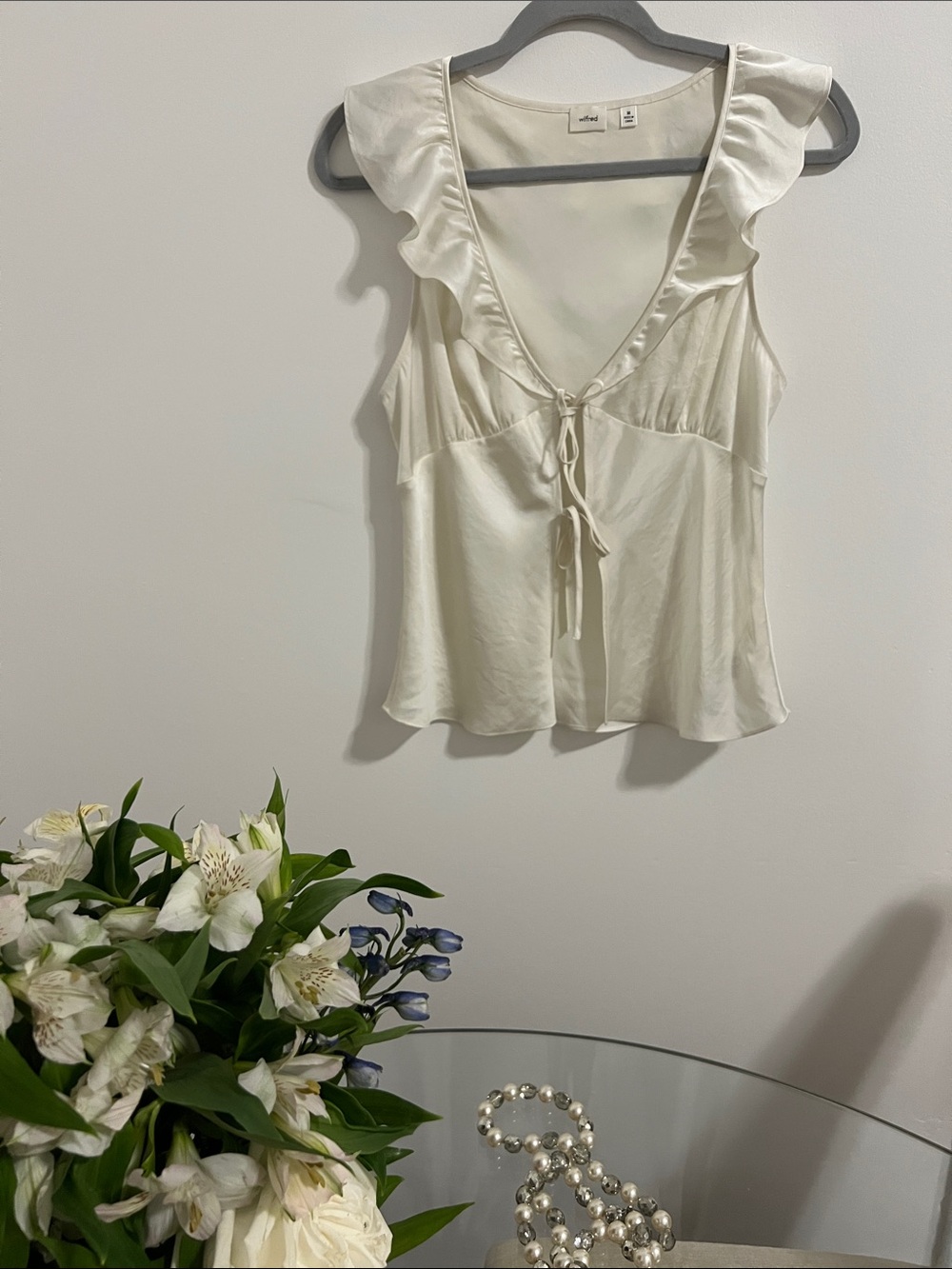 Wilfred Cream Ruffle V-Neck Tie-Front Camisole